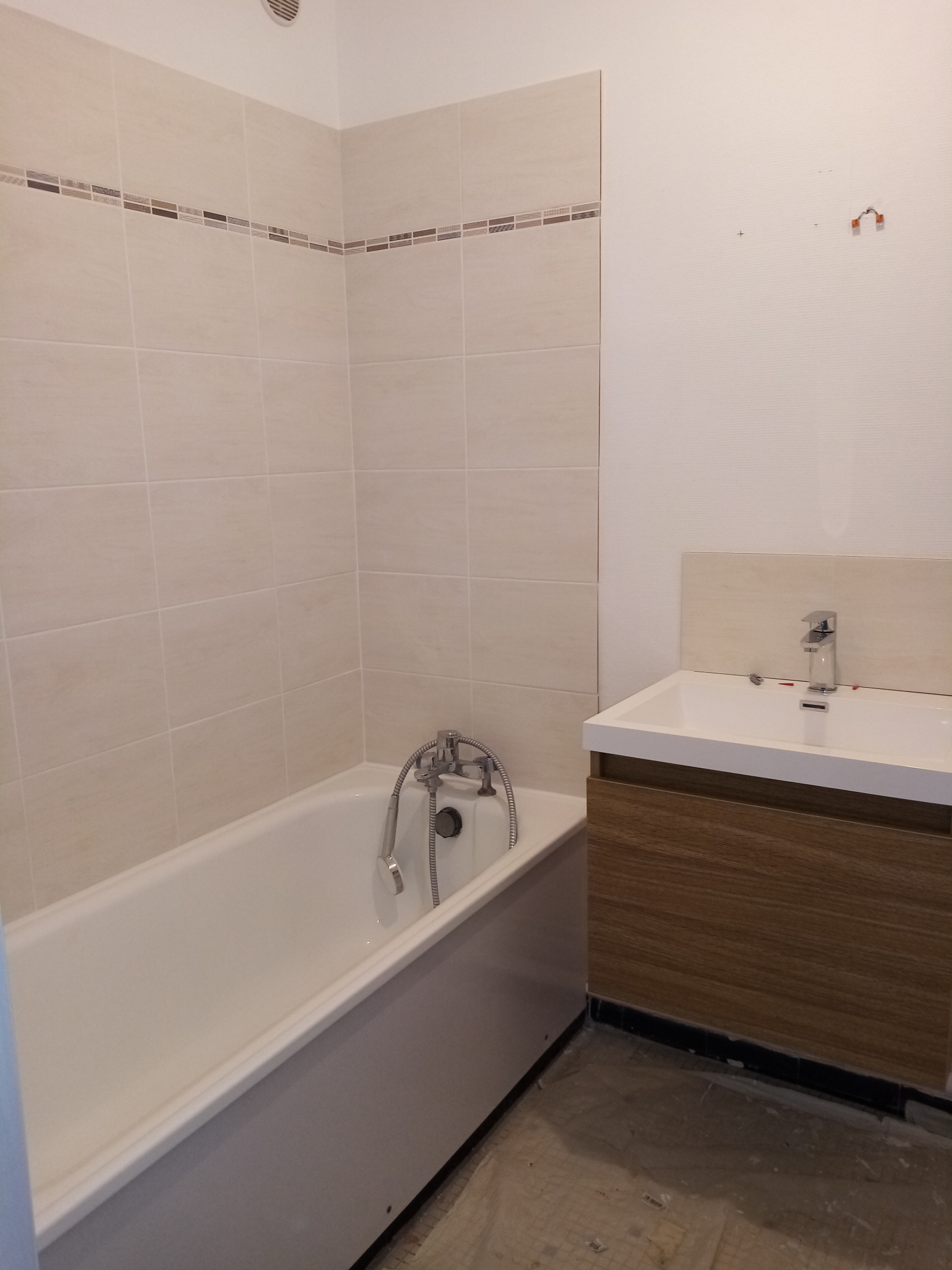 Image_9,
			Appartement, Veneux-les-Sablons, ref :049-001
