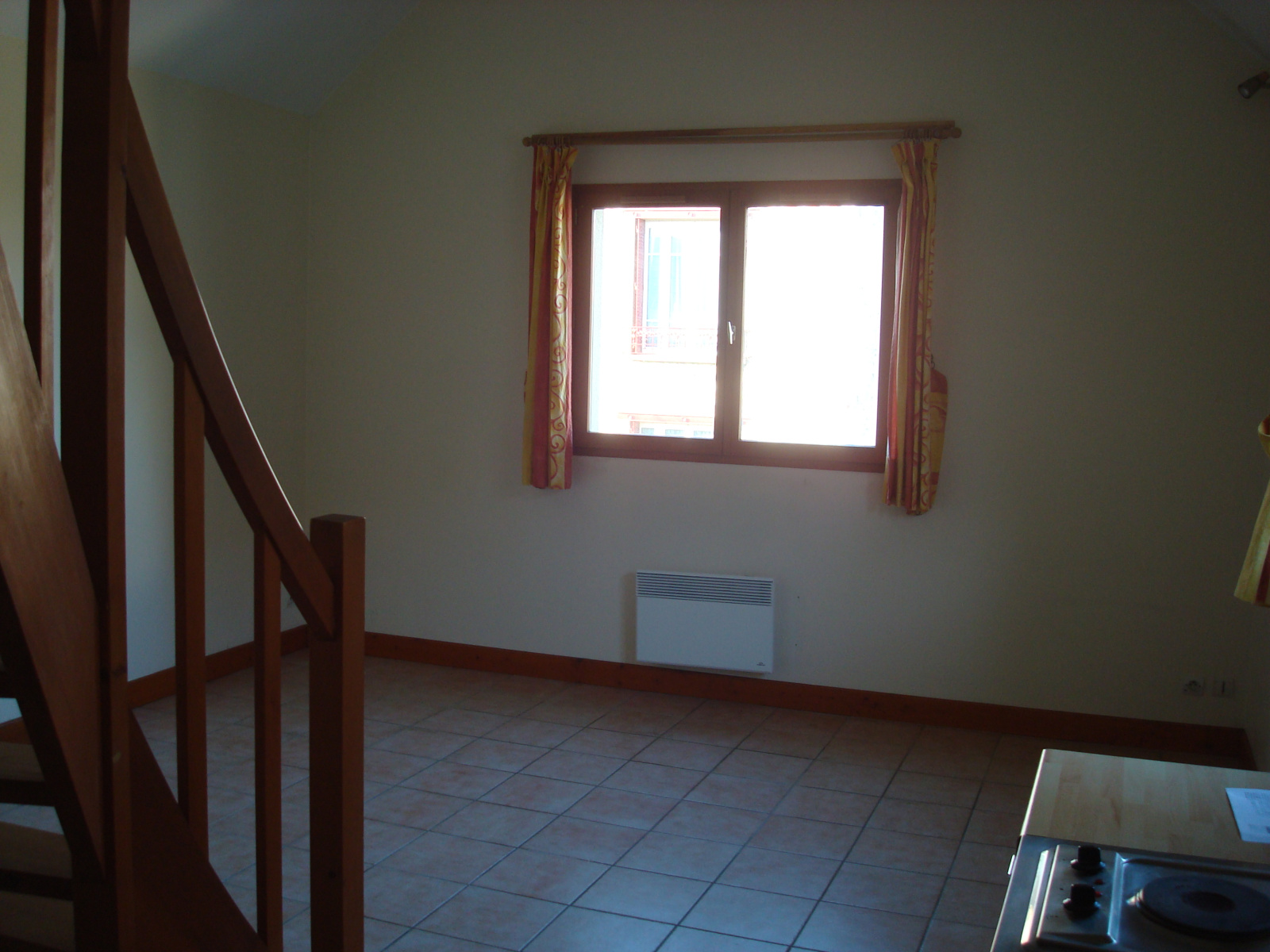 Image_3,
			Duplex, Veneux-les-Sablons, ref :075-001