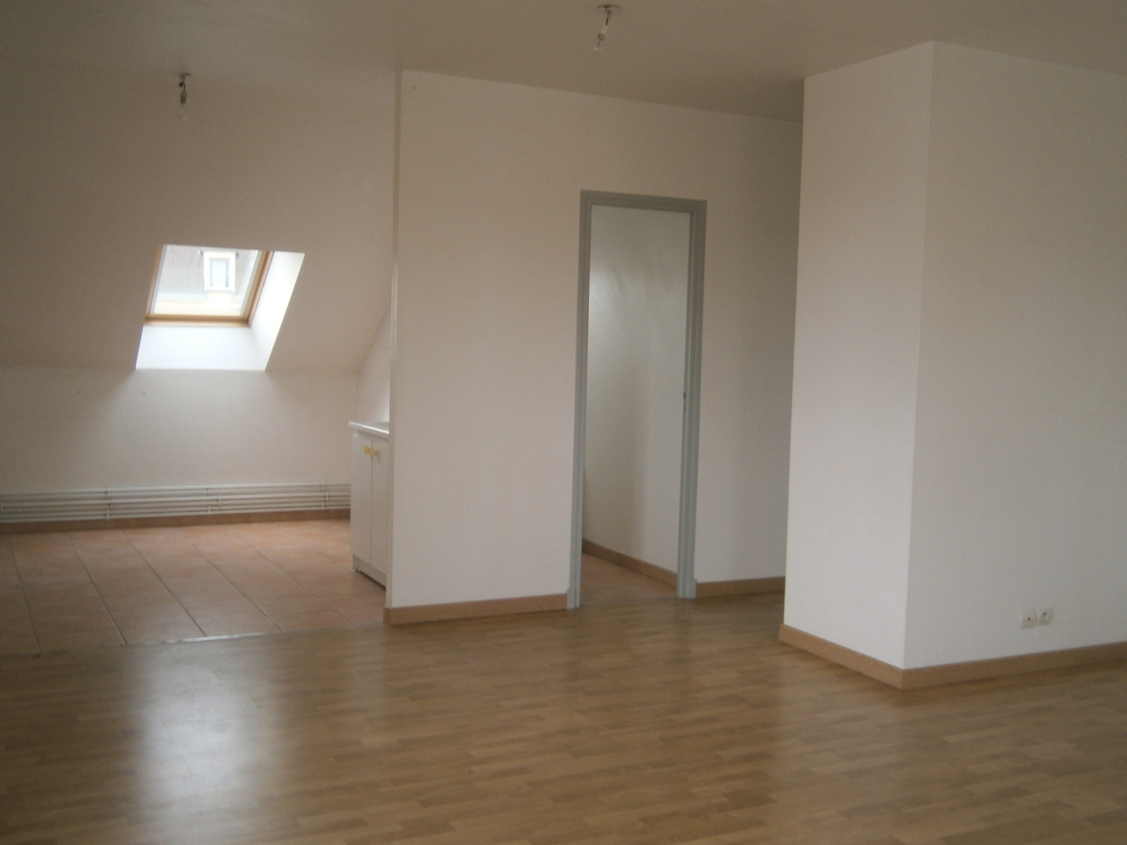 Image_6,
			Appartement, Moret-sur-Loing, ref :311-001