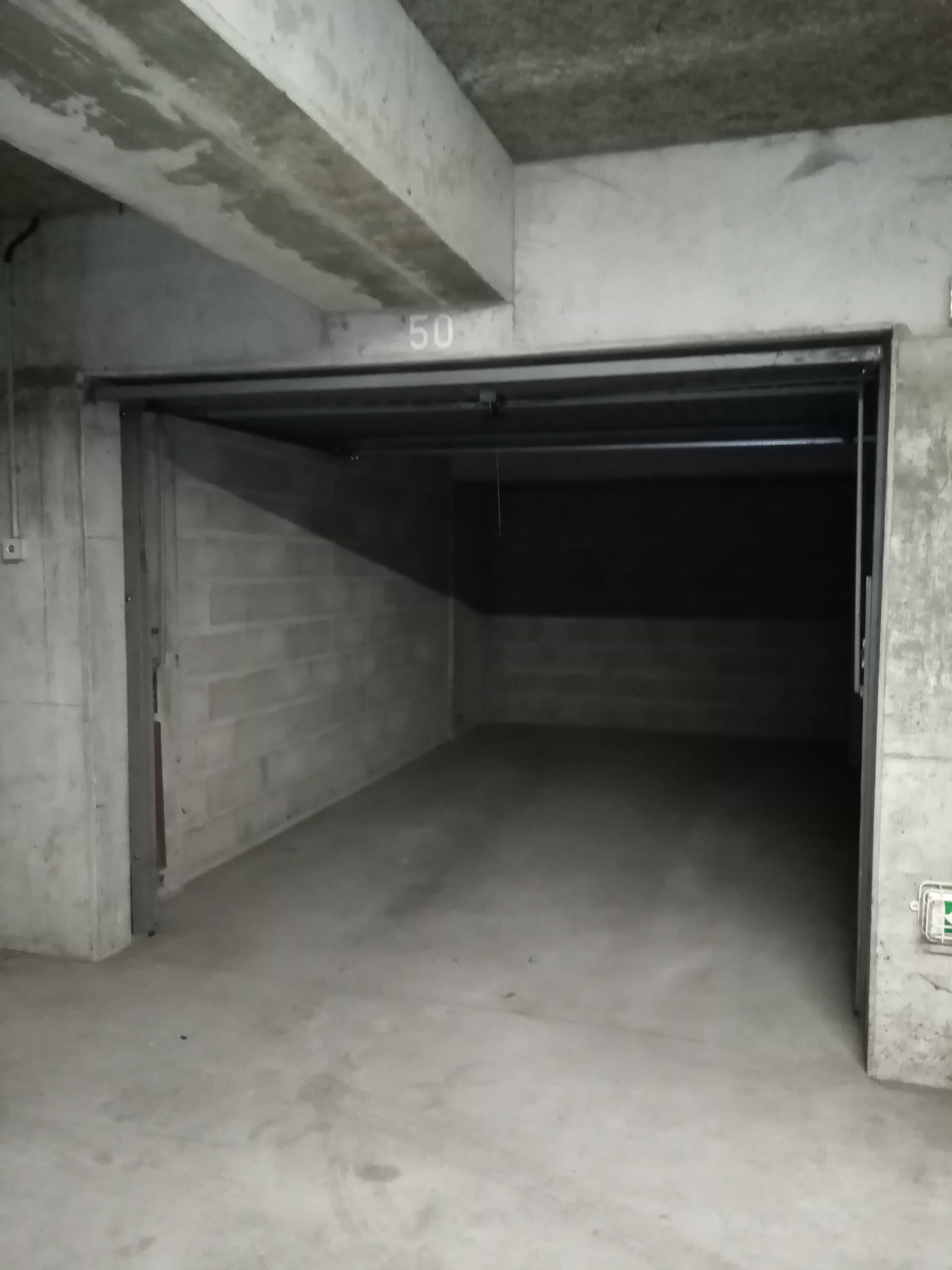 Image_2,
			Garage, Moret-Loing-et-Orvanne, ref :208-001