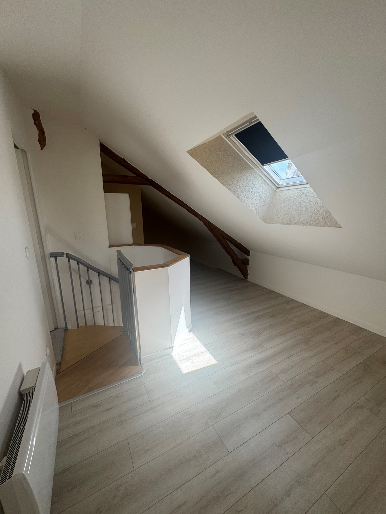 Image_10,
			Duplex, Veneux-les-Sablons, ref :331-002