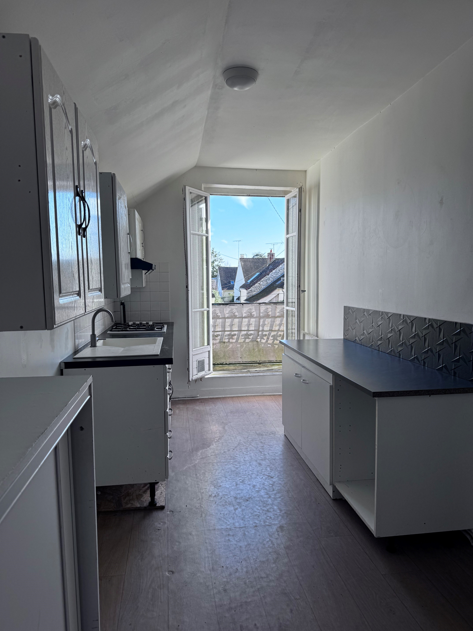 Image_2,
			Appartement, Moret-Loing-et-Orvanne, ref :363-001