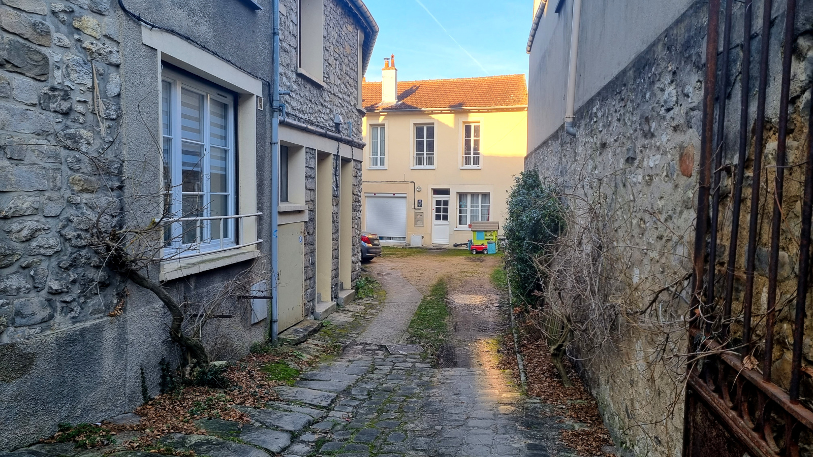 Image_3,
			Immeuble, Moret-sur-Loing, ref :1794